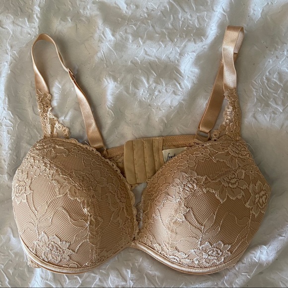 BRA Lace Nude Fredericks Bra (crosslist on depop) - Picture 1 of 3